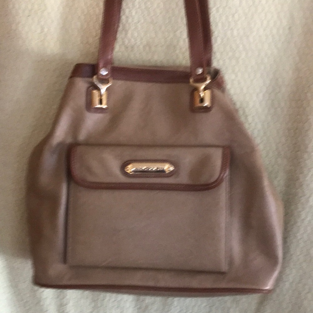 Sinbari Shoulder Bag